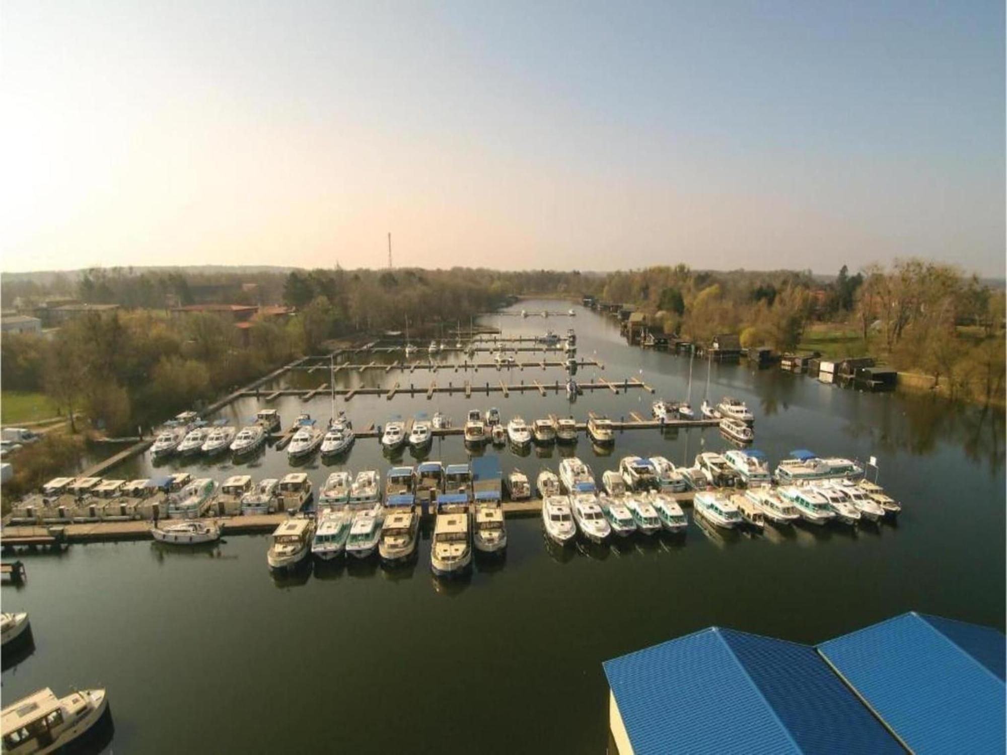 Ferienpark Mueritz In Rechlin-Nord Экстерьер фото